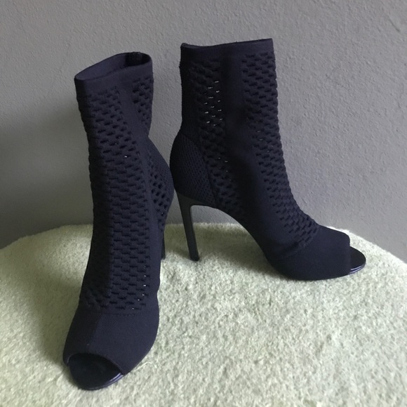 Charles David Black Open toe Ankle Boots - Picture 1 of 9